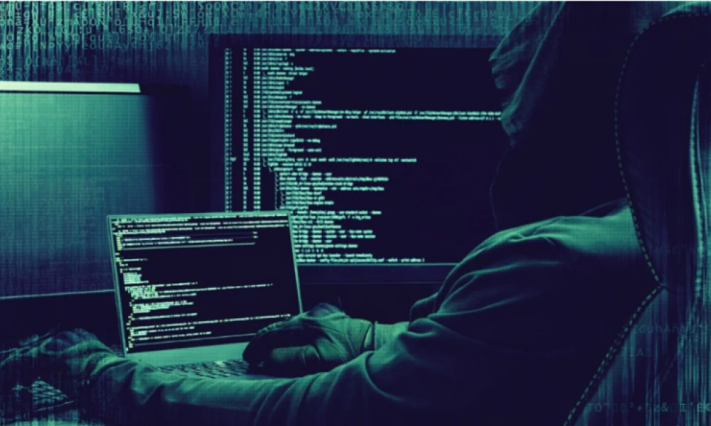 Χιλιάδες ονόματα και τραπεζικοί λογαριασμοί στο dark web από την κυβερνοεπίθεση στο Ανοικτό Πανεπιστήμιο